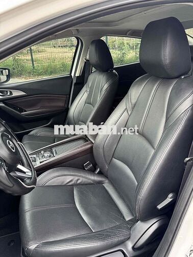 Mazda Mazda 3 2017 Trắng 1.5L Tự động 6 cấp