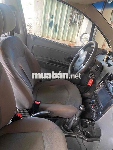Chevrolet Spark 2011 van