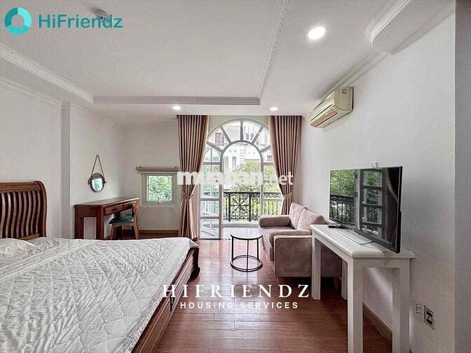 Căn hộ mới cho thuê ban công thoáng full nội thất ngay CMT8, Quận 3
