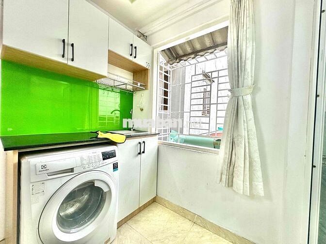 PHÒNG MÁY GIẶT RIÊNG FULL NỘI THẤT NGAY GẦN VINCOM EMART PHAN VĂN TRỊ