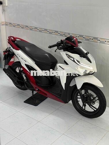 Vario 150 2021 Trắng đỏ 18.000 km bstp chính chủ