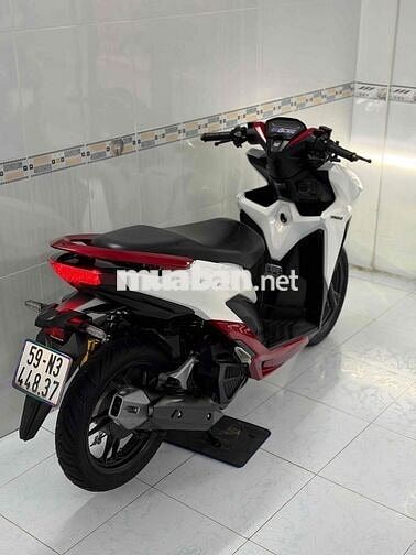 Vario 150 2021 Trắng đỏ 18.000 km bstp chính chủ