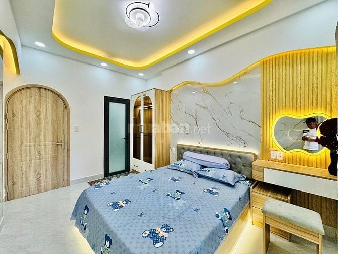 CHÍNH CHỦ BÁN SIÊU PHẨM NHÀ HẺM XE HƠI ĐẾN CỬA NGAY CÔNG VIÊN GIA ĐỊNH