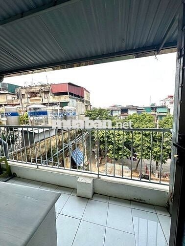 Nhỉnh 2 tỷ, chính chủ cần bán căn Tập thể Thụy Phương 55m