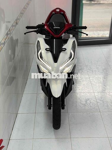 Vario 150 2021 Trắng đỏ 18.000 km bstp chính chủ
