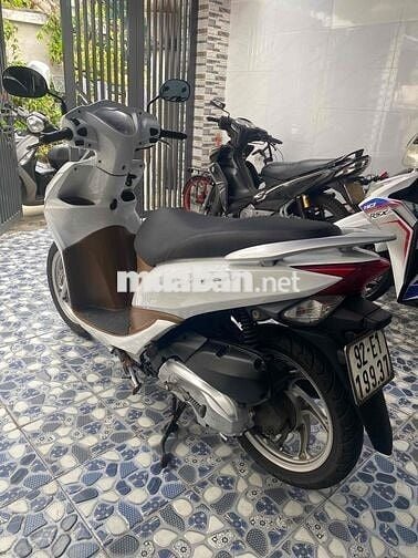 Honda Vision Trắng Tự động