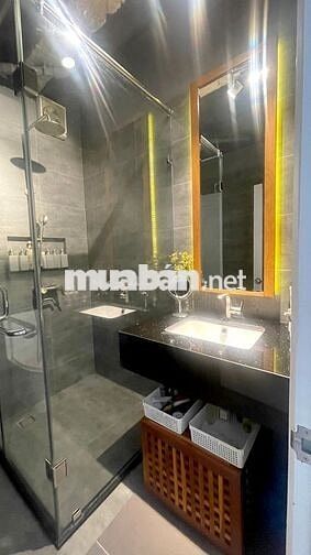 CHO THUÊ CĂN HỘ SCREC TOWER — TẦNG CAO  — 74M² — 2PN 2WC — GIÁ :12 TR