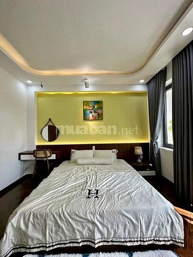 Hạ 900 Triệu , Đường 8m , Tô Hiệu ,  5 Lầu Còn 7.5 Tỷ 
