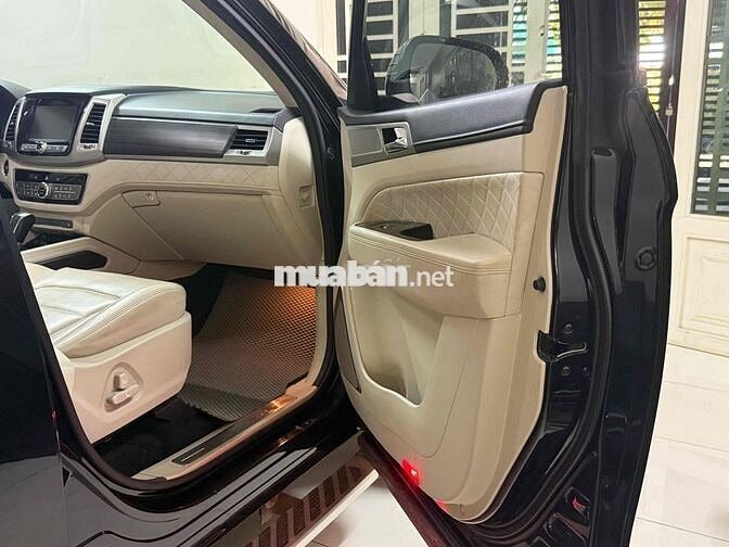 SsangYong Rexton Đen Da