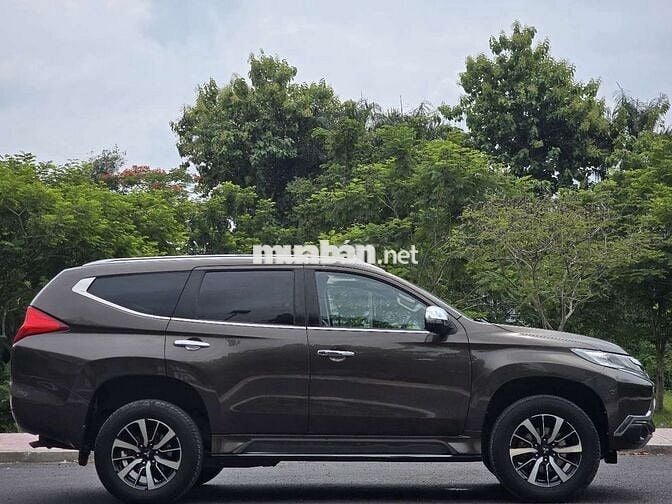 PAJERO SPORT 3.0L SX 2019 TỰ ĐỘNG 1 CẦU 108000KM
