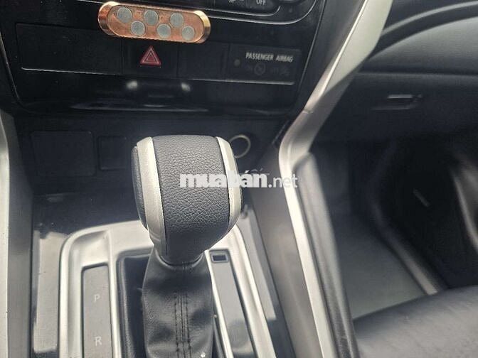 PAJERO SPORT 3.0L SX 2019 TỰ ĐỘNG 1 CẦU 108000KM