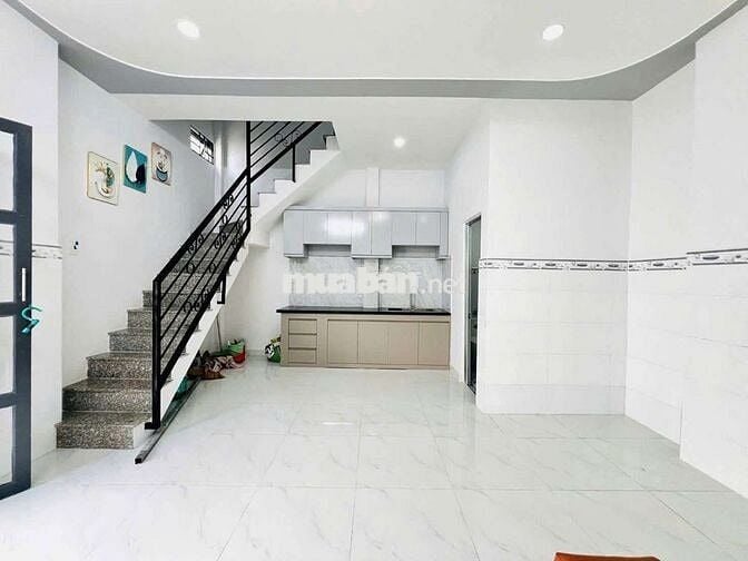 NHÀ Q12  THÔNG XE HƠI DT: 5X5M 1LAU 2PN 2WC 
SHR. CÓ HỖ TRỢ VAY BANK