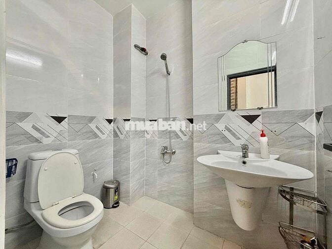 cho thuê phòng dạng 2 phòng ngủ tách bếp giá chỉ 6tr3-6tr8 tại Tân bìn