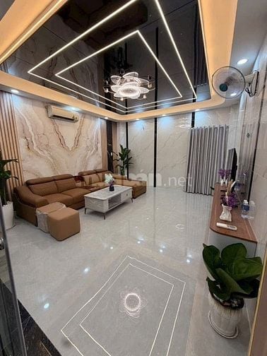 Nhà đẹp Bình Tân giáp Nguyễn Sơn Tân Phú, 4.35x16m, Trệt Lửng 2 Lầu ST