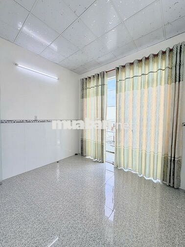 Nhà trệt lầu 3PN hẻm đường Lý Tự Trọng chỉ 5 triệu
