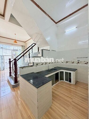 Nhà trệt lầu 3PN hẻm đường Lý Tự Trọng chỉ 5 triệu