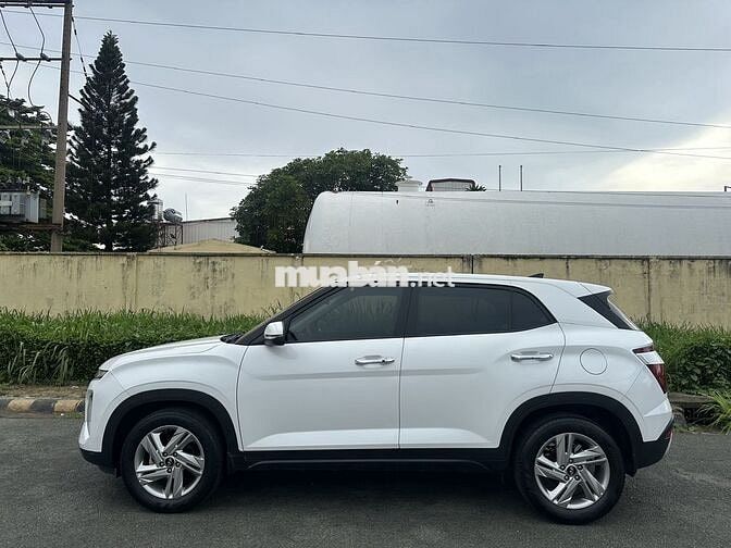 Hyundai Creta 1.5 2022, sơn Zin 99%, 1 chủ đi ít