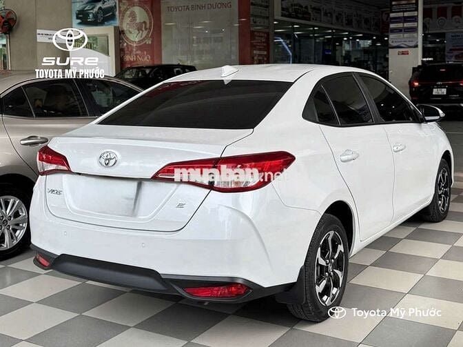 Toyota Vios 2024 1.5E MT Trắng ngọc trai