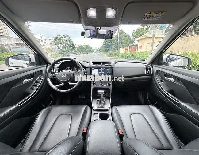Hyundai Creta 1.5 2022, sơn Zin 99%, 1 chủ đi ít