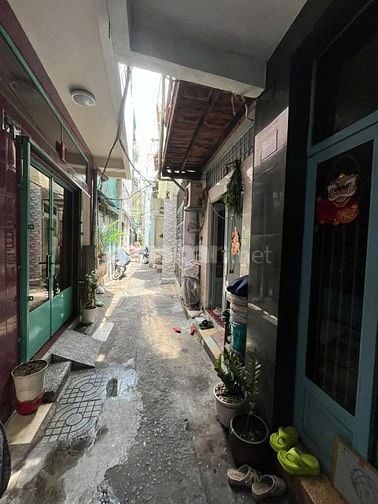 Nhà hẻm xe ba gác gần HXH Lý Thái Tổ. 4,7mx6,6m. 3 tầng BT.Giá 5.1 tỷ