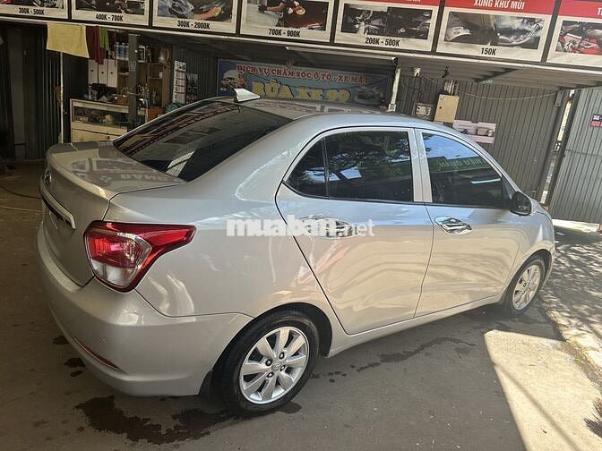 Hyundai i10 2016 Số sàn Bạc