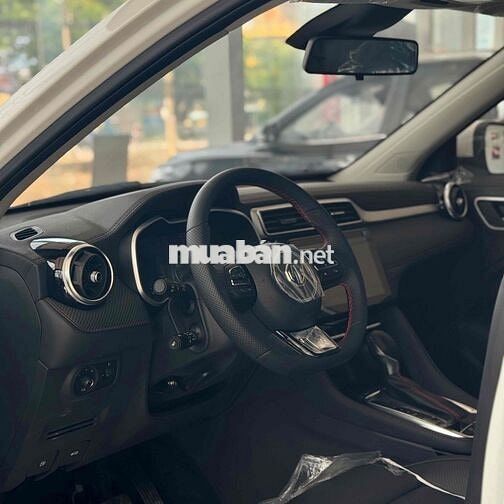 MG ZS Tiêu chuẩn Trắng Mới giá chỉ từ 435 triệu