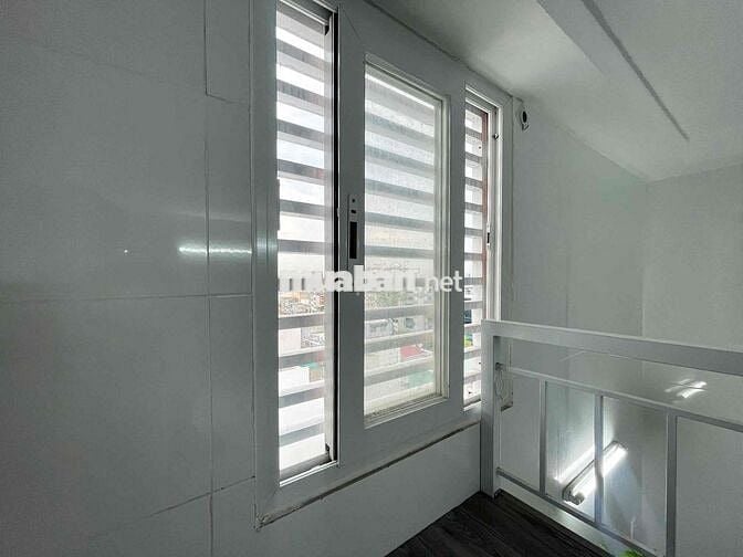 CHO THUÊ PHÒNG CÓ GÁC GIÁ RẺ SÁT BÊN TRƯỜNG CAO ĐẲNG ĐẠI VIỆT - LVD