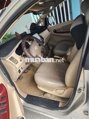 Toyota Innova G 2006