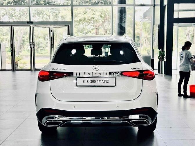 Mercedes-Benz GLC 300 4Matic V3 Trưng bày