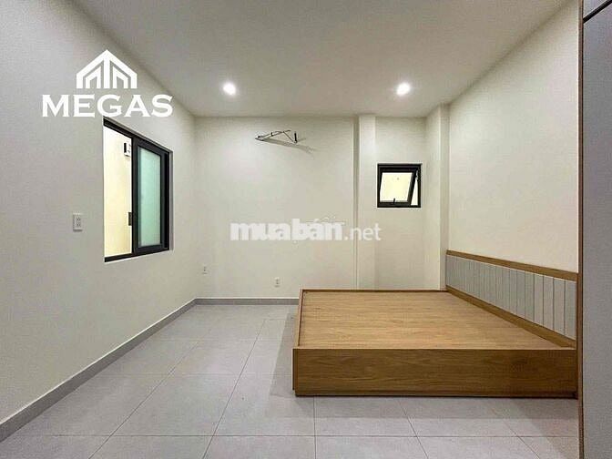 PHÒNG CÁCH ĐH NGÂN HÀNG, SPKT 5 PHÚT — HOÀNG DIỆU 2 GIÁ CHỈ 4x