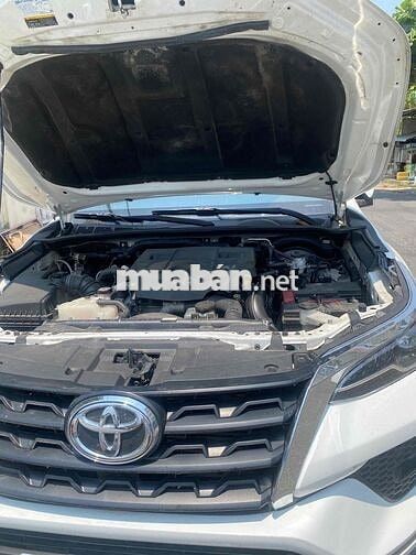 Toyota Fortuner 2021 Số sàn Trắng