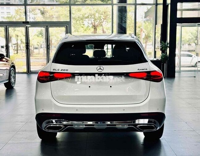 Mercedes-Benz GLC 200 4Matic V2 Trưng Bày