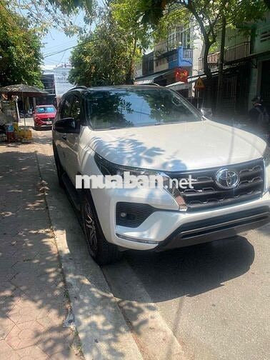 Toyota Fortuner 2021 Số sàn Trắng