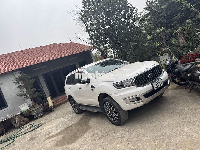 Ford Everest 2021 Trắng 90000 km