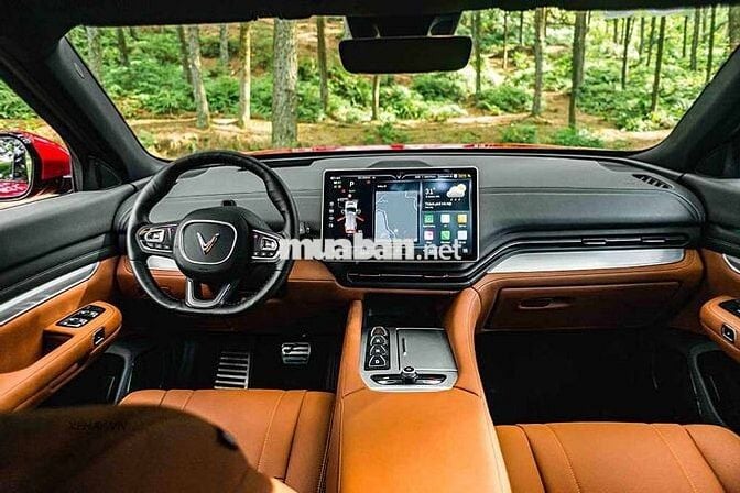 VinFast VF9 7 chỗ màu Xám