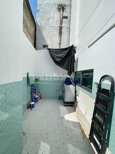 Nhà đẹp 2 tầng 104m2(5.2x20)-Cư xá Phú Lâm A -giá 10.8 tỷ