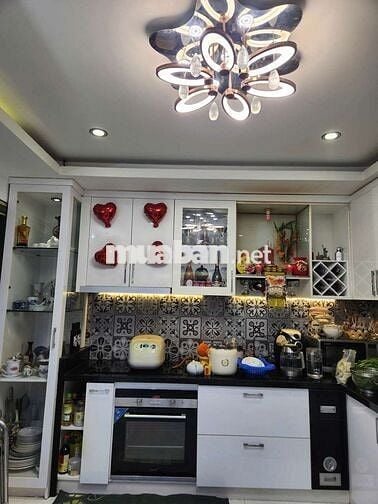 bán nhà mặt tiền Lý Thường Kiệt