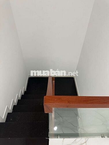 NHỈNH 3 TỶ - ĐƯỜNG NHỰA 6M THÔNG - NGAY KÊNH TÂN HOÁ - 3 TẦNG - DT30M2