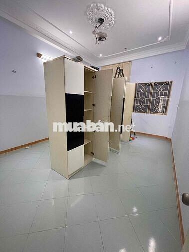 Nhà Hẻm 10M Luỹ Bán Bích.Tân Phú.DT:4 X 17 trệt 3lầu 5PN 5WC