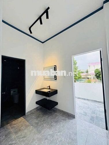 Bán nhà 1T1L Uyên Hưng BD cách KCN Vsip3 300m, SHR - giá 2,15 tỷ