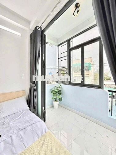 STUDIO BAN CÔNG - CỬA SỔ TRỜI NGAY VÒNG XOAY GIA ĐỊNH