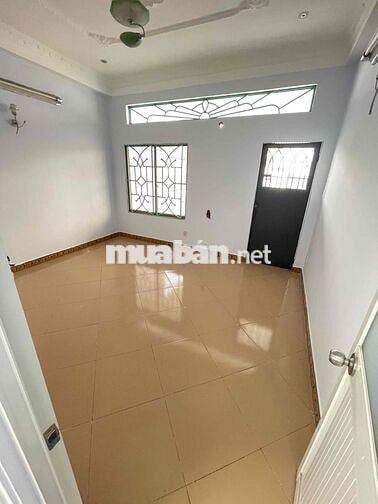 Nhà Hẻm 10M Luỹ Bán Bích.Tân Phú.DT:4 X 17 trệt 3lầu 5PN 5WC