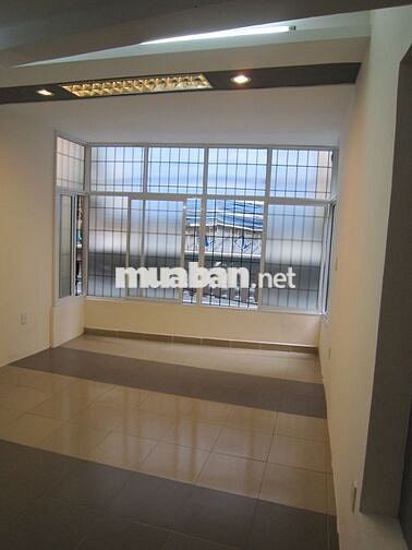 Chính chủ cho thuê phòng 18m2 đê Trần Khát Chân