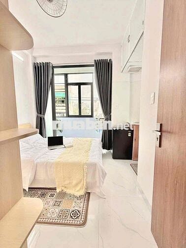STUDIO BAN CÔNG - CỬA SỔ TRỜI NGAY VÒNG XOAY GIA ĐỊNH
