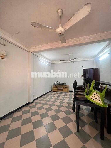 Cho thuê phòng rộng 50m2 tại đường hậu Giang quận 6