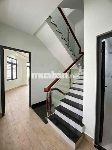 5 LẦU 7 PHÒNG NGỦ ,5 VC NHÀ MẶT TIỀN NỘI BỘ HƯƠNG LỘ 2 80M2 - 6M x 14M