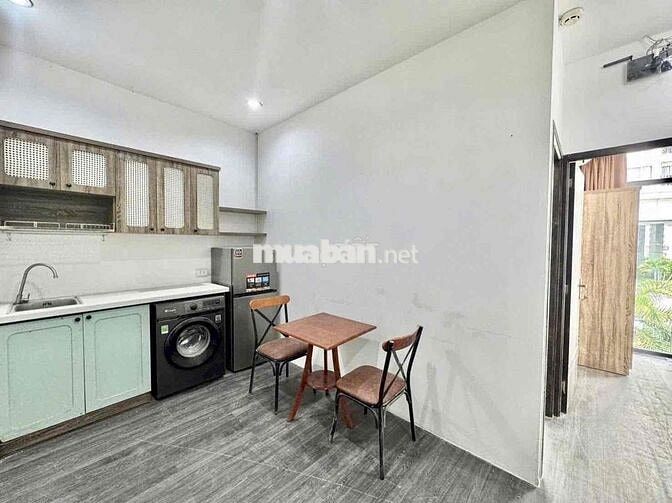 Cho thuê căn hộ 2PN (60m2) Full nội thất Cách Mạng Tháng 8 Quận 3