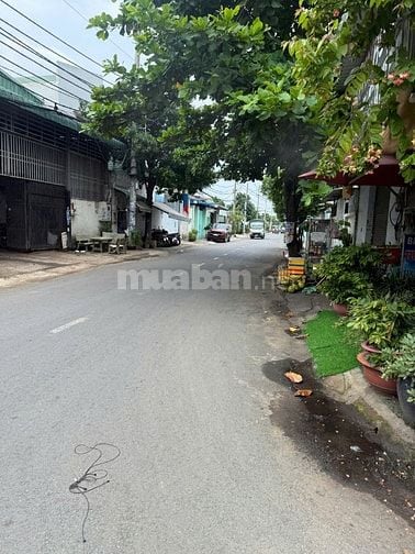 Sang Nhượng Quán 2 mặt tiền Ao Đôi, Bình Hưng Hòa, Bình Tân