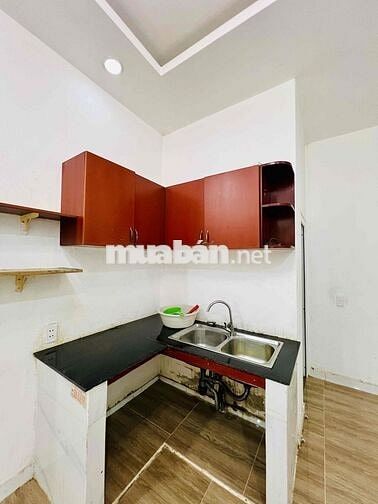 Cho Thuê Nhà DT 3,5x20 1Trệt 2Lầu 4Pn 3Wc Sân Rộng Hẻm Ôtô Ngã Tư Ga