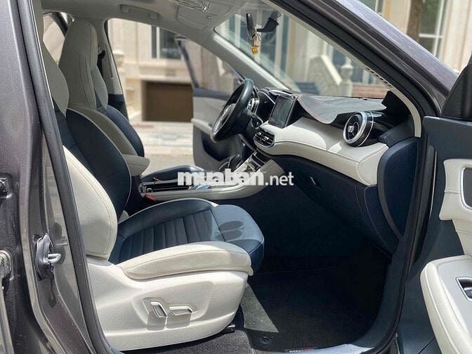 MG HS 1.5 Deluxe 2023 Xám 7.500 km